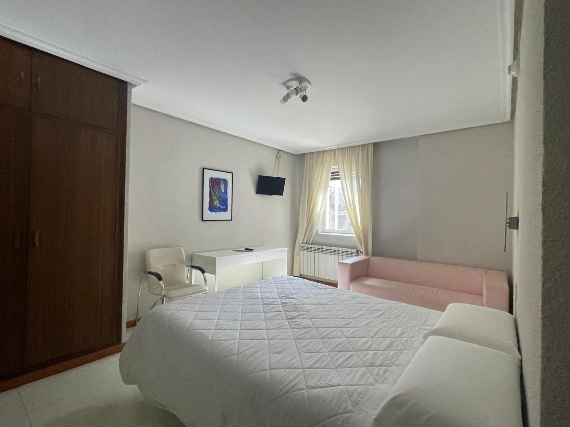 Hostal Ochoa San Adrián Extérieur photo