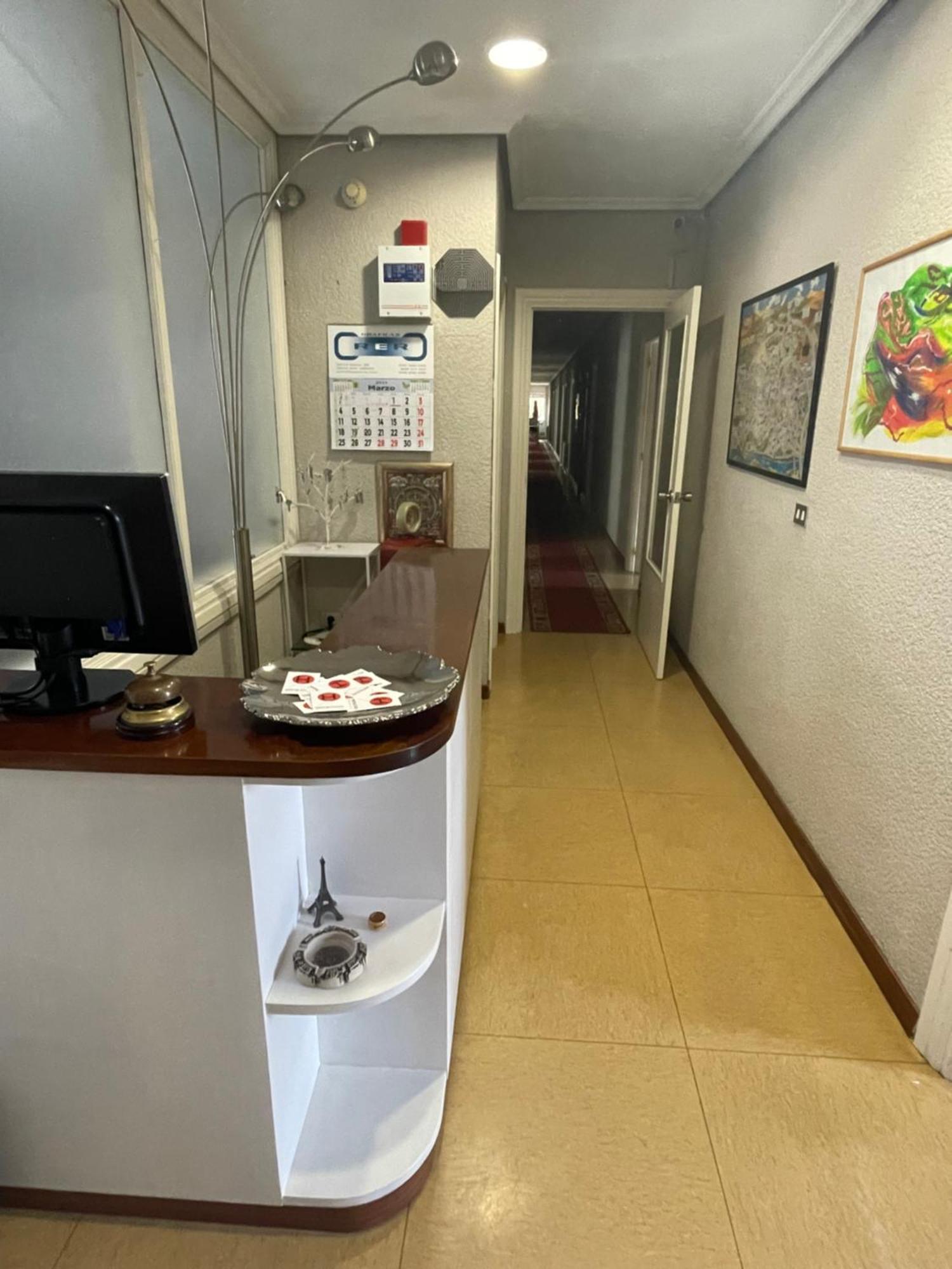 Hostal Ochoa San Adrián Extérieur photo