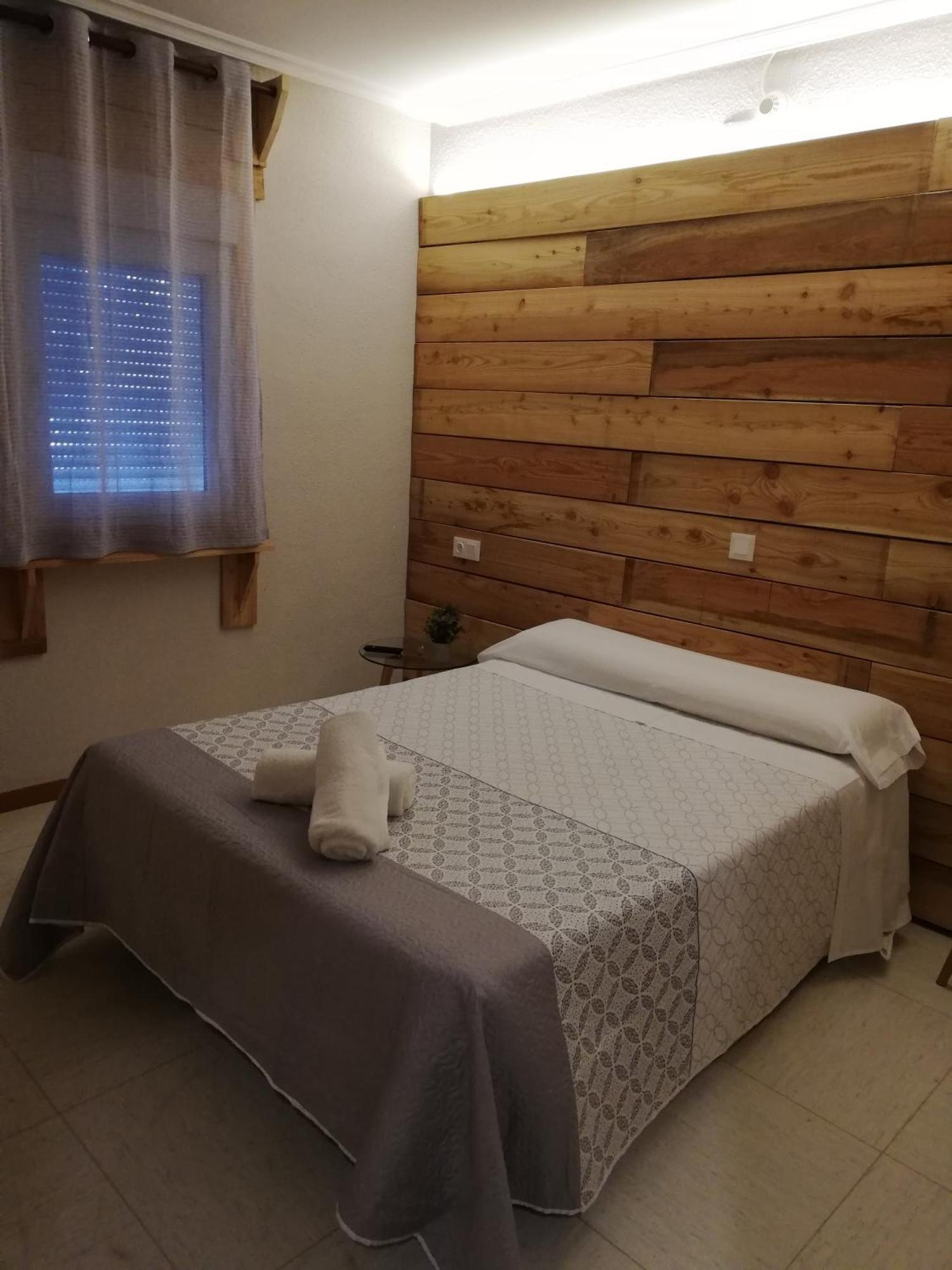 Hostal Ochoa San Adrián Extérieur photo
