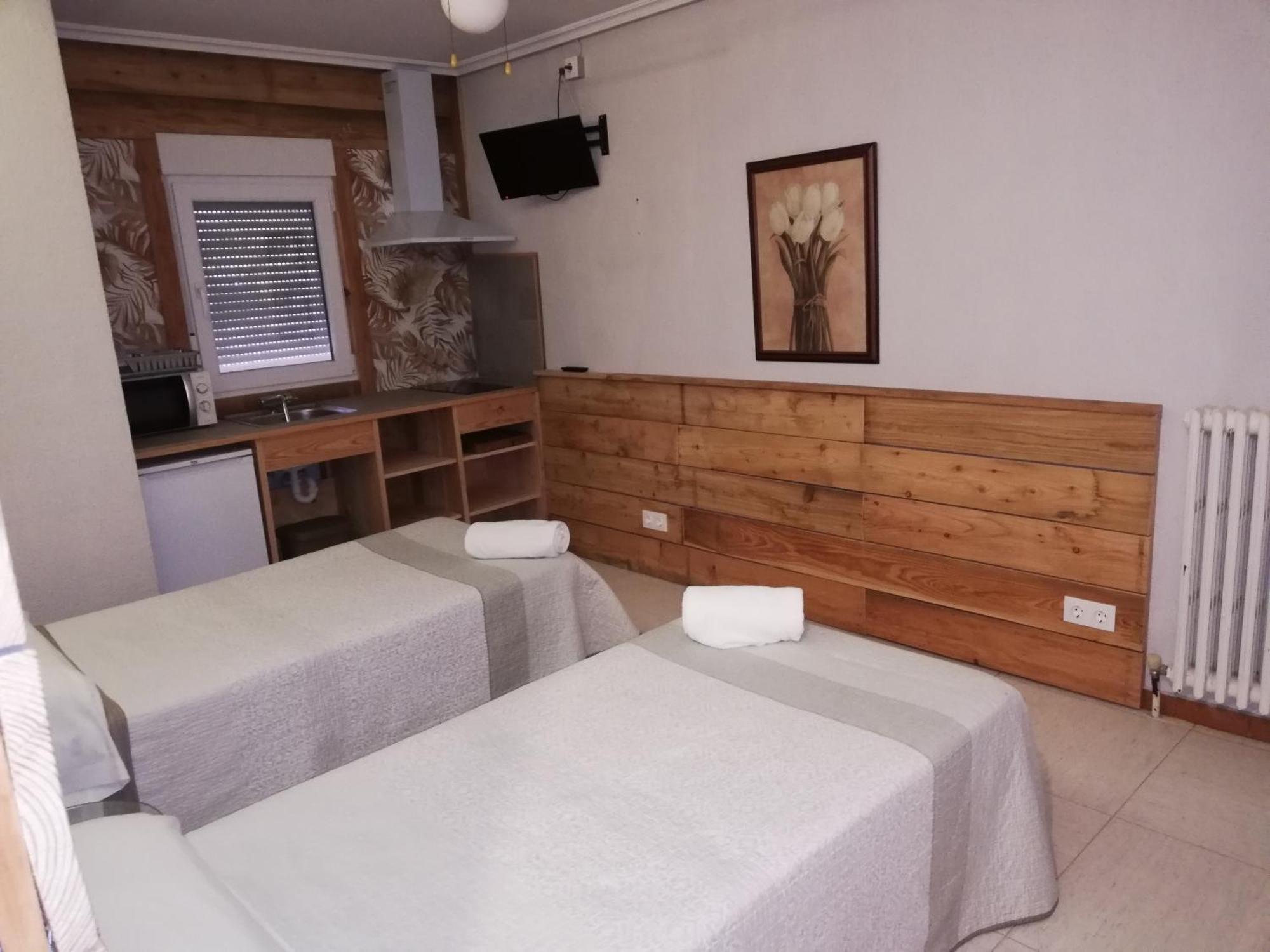 Hostal Ochoa San Adrián Extérieur photo